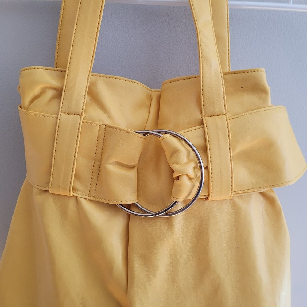 Yellow Tote/Handbag Mod Style - Picture 3 of 7